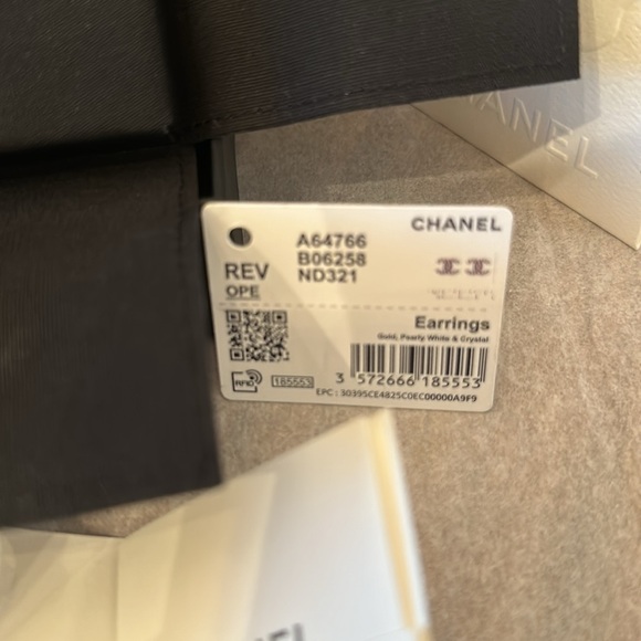 Authentic Chanel CC Stud Earrings - Picture 8 of 12